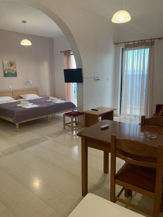 Iro Hotel Agia Galini Eksteriør billede